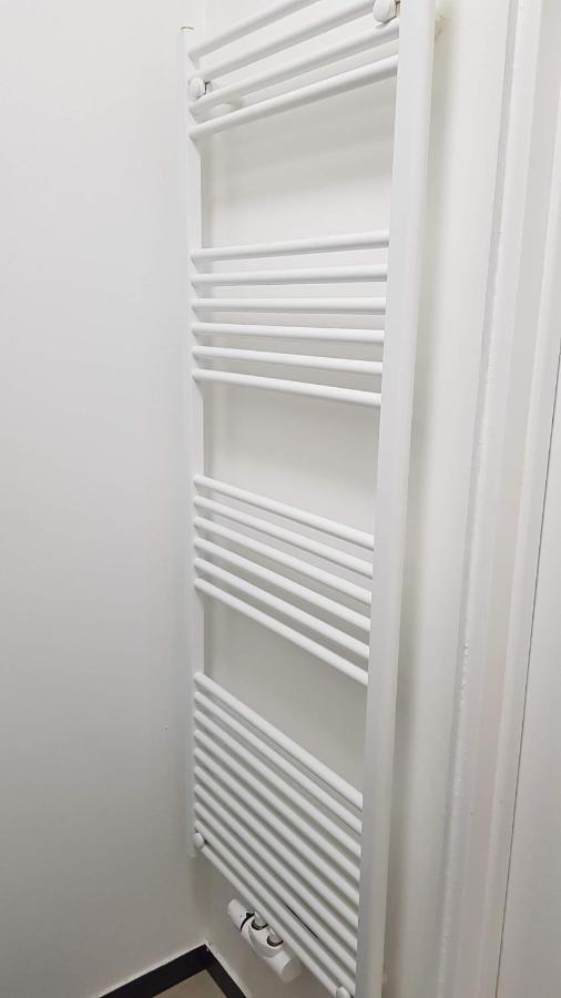 Modern Apartment Second Floor Bruksela Zewnętrze zdjęcie